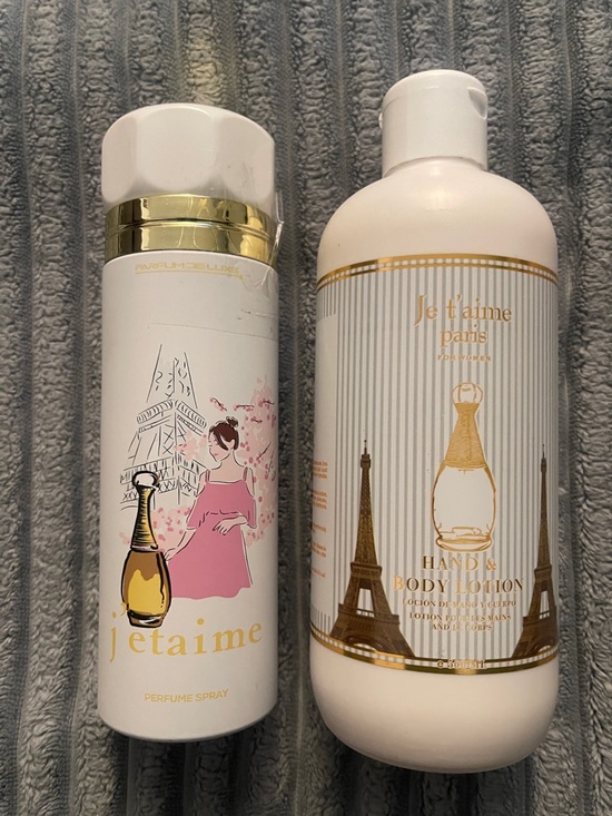 Je t’aime Paris Other - Je t’aime Paris White, Gold & Pink Hand + Body Lotion Duo